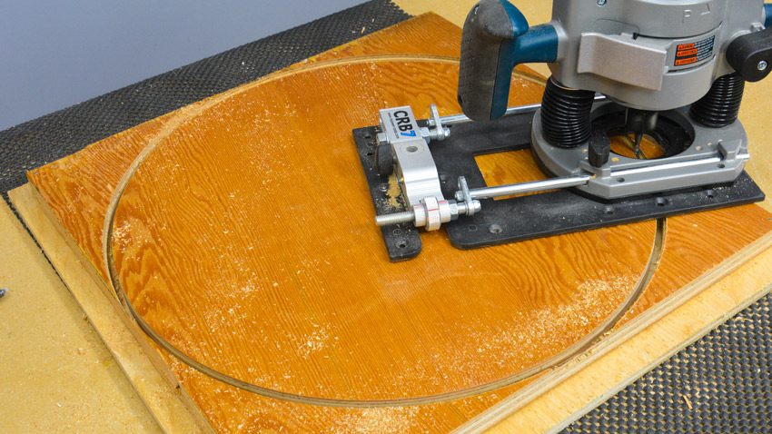 Router Circle Cutting Jig