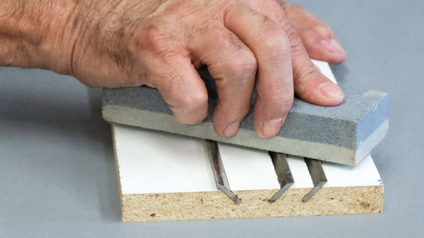 Sharpening Your Own Jointer Knives