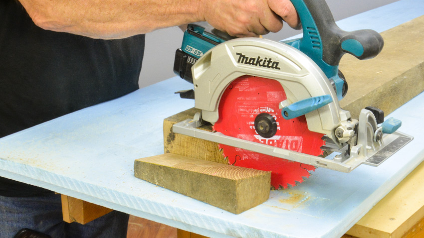 Cutting long boards with a circular saw