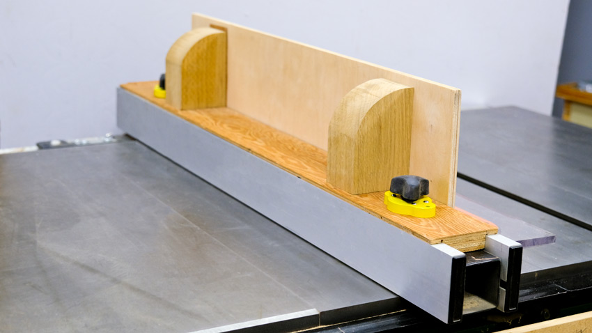 Magnetic Table Saw Fence