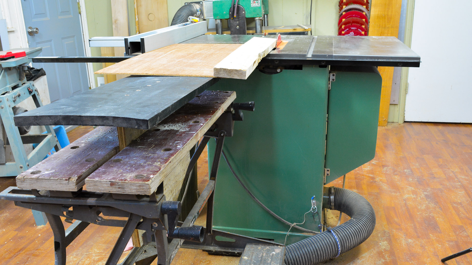 Table saw extension
