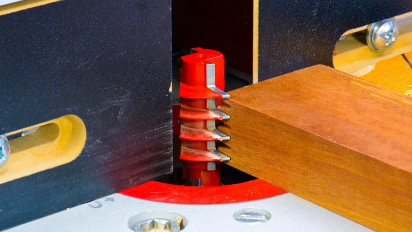 Finger joint router bit