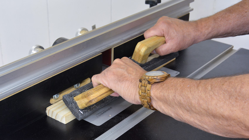 Router table Push Blocks