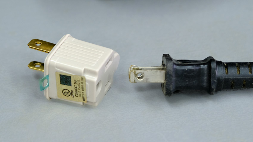 Plug adaptor