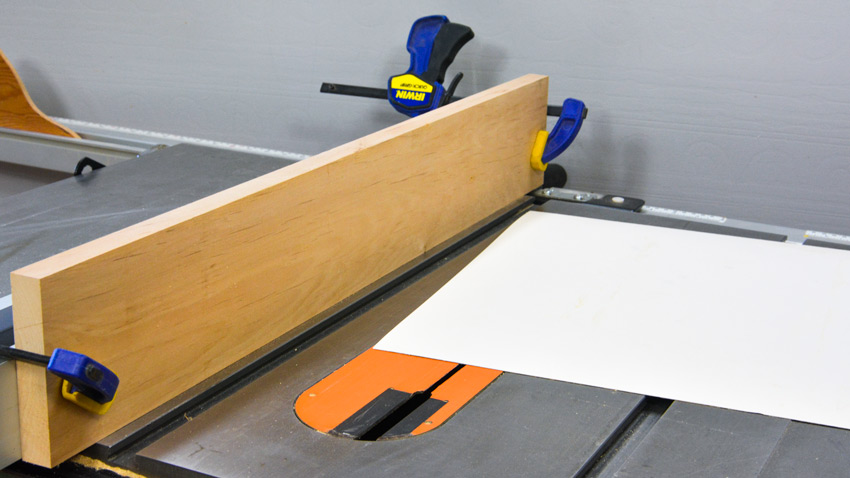 Cutting Thin Materials on a Table Saw