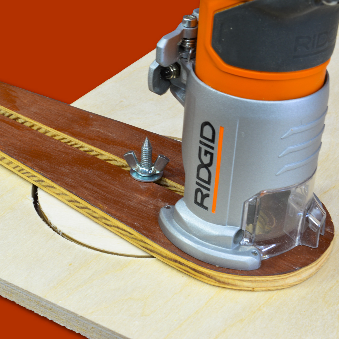 Circle Cutting Jig for a Trim Router