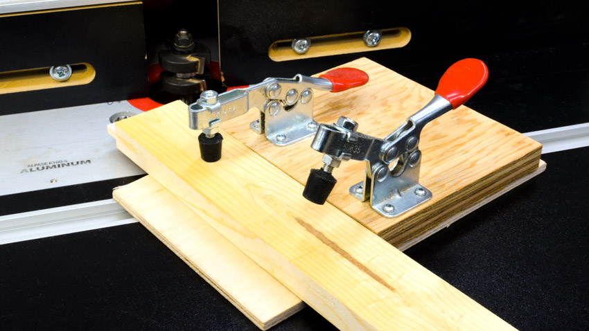 Router table coping jig