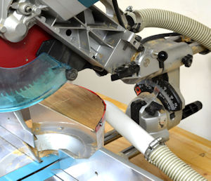 sliding mitre dust collection