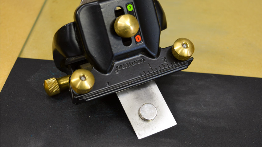 Sharpening Magnet