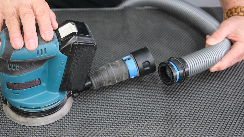 Dust extraction hose for sanders