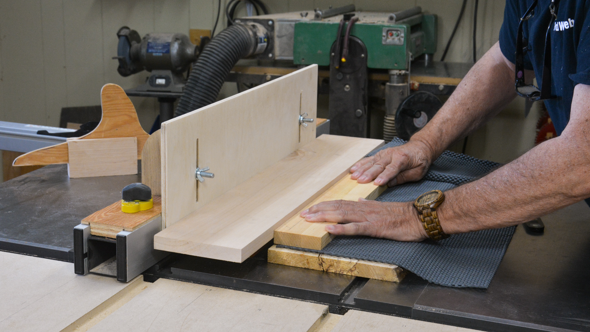 Plywood Live Edge4 169T