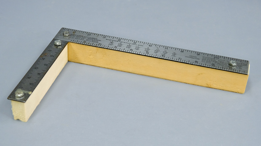 Wood Square Mount