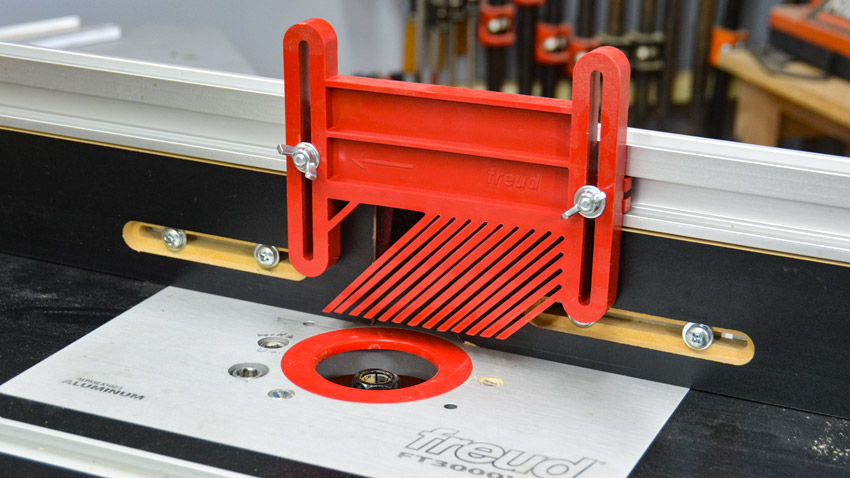 router table feather board