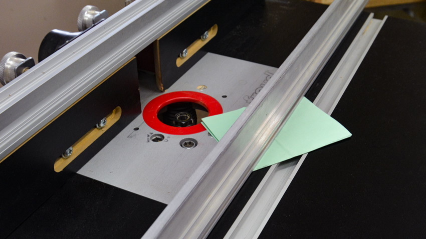 Router Table Fence Gap