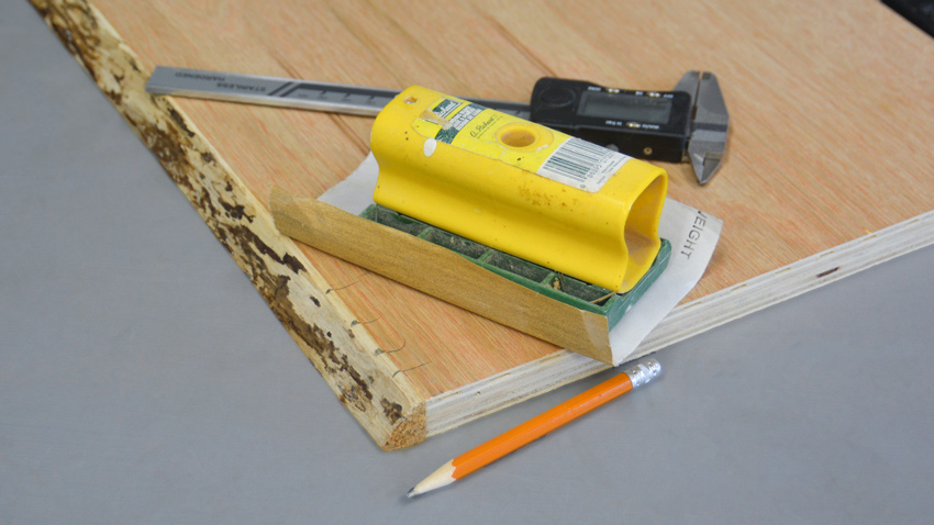 Sanding thin plywood