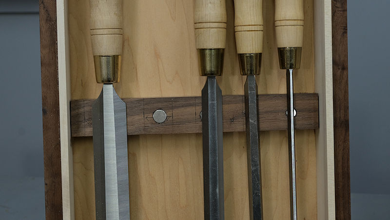 chisel_box_4.jpg