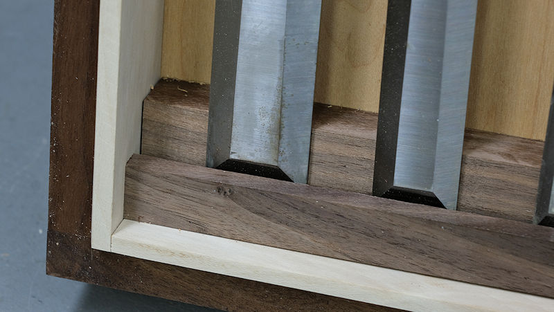 chisel_box_5.jpg